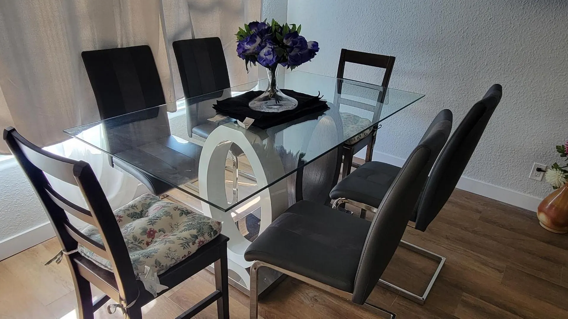 Apartmán 3 Bedroom House Near Airport And Downtown YYC